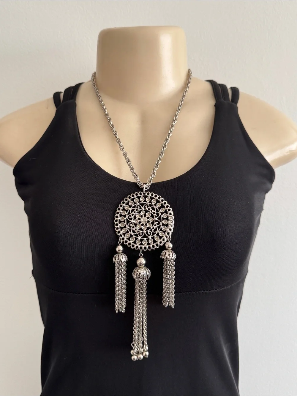 Vintage Silver-Tone Filigree Medallion Tassel‎ Pendant Necklace
